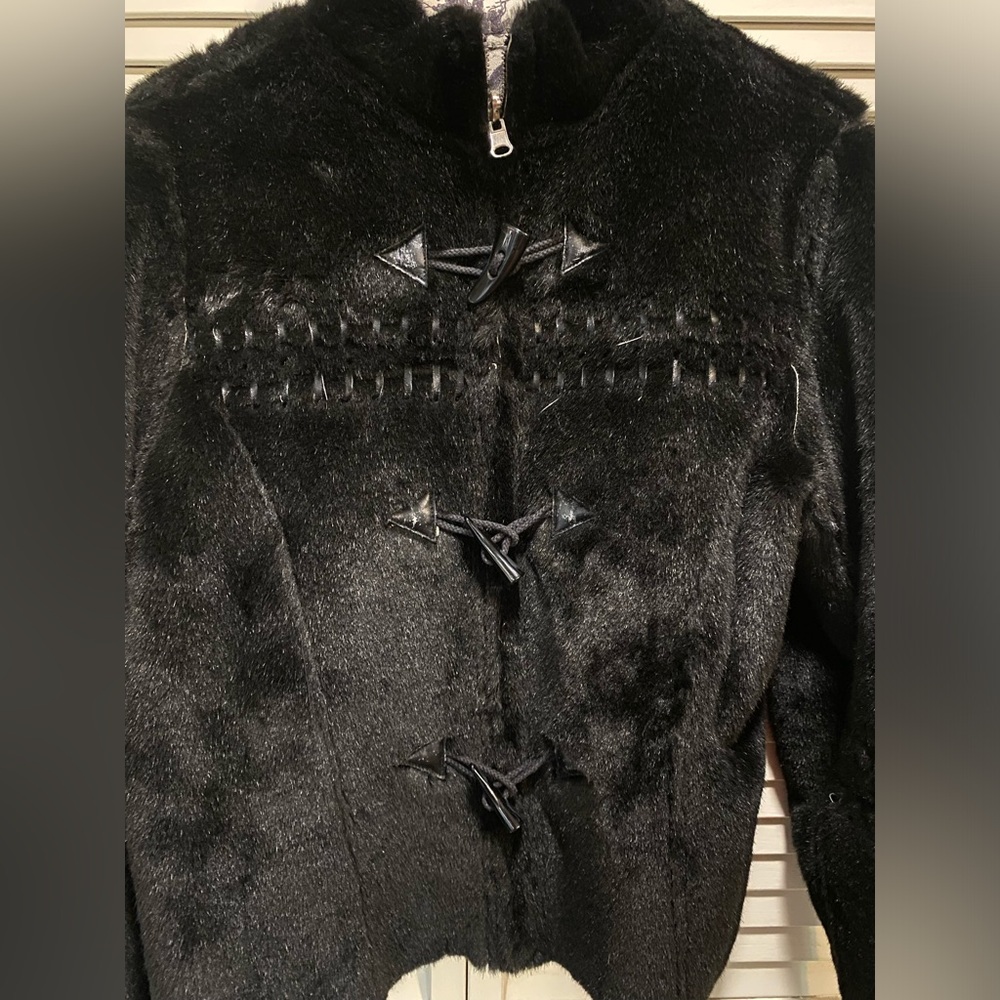 Handmade Fur Jacket - Picture 9 of 9